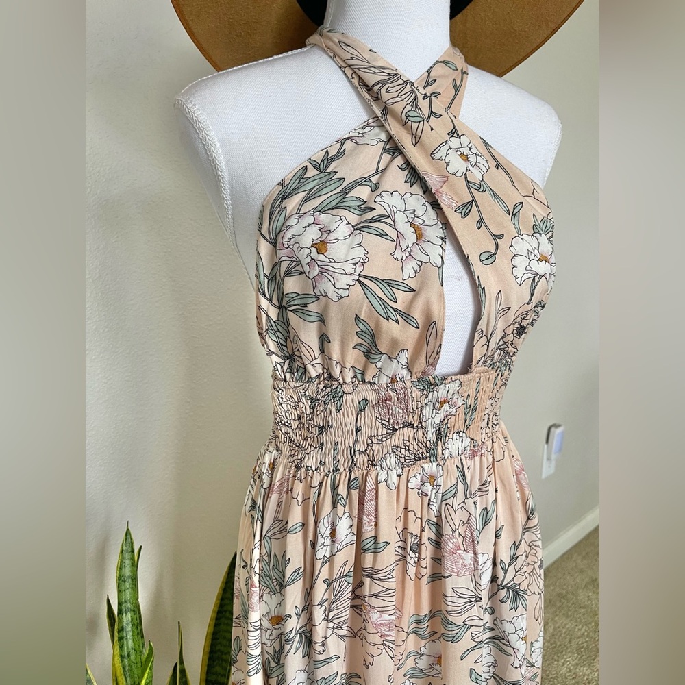 NWT - Vacation Summer Floral Halter Neck Dress - Picture 4 of 11